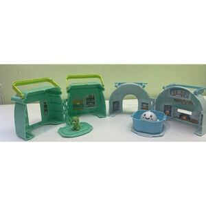 Unbranded Folding Portable Playset Lot 2pc Green Beach Blue Igloo Turtle Seal EX